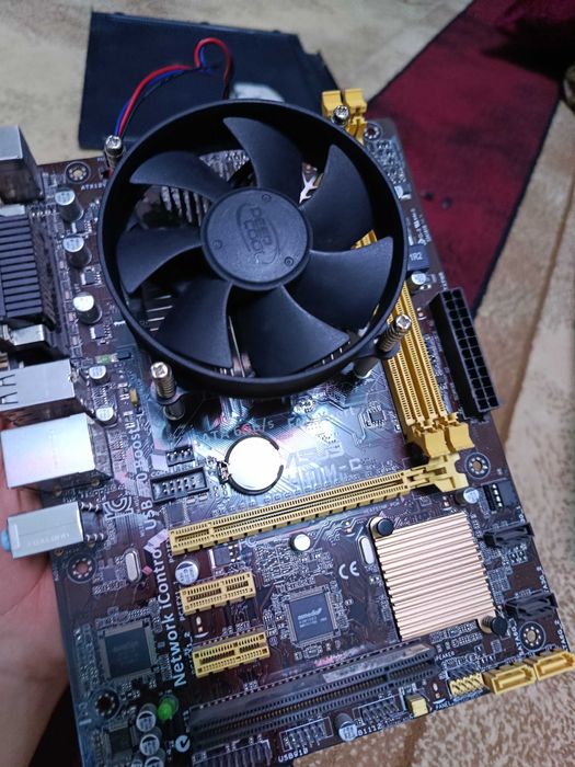 ASUS H81M-K (установлен кулер на материнскую плату) Б/У