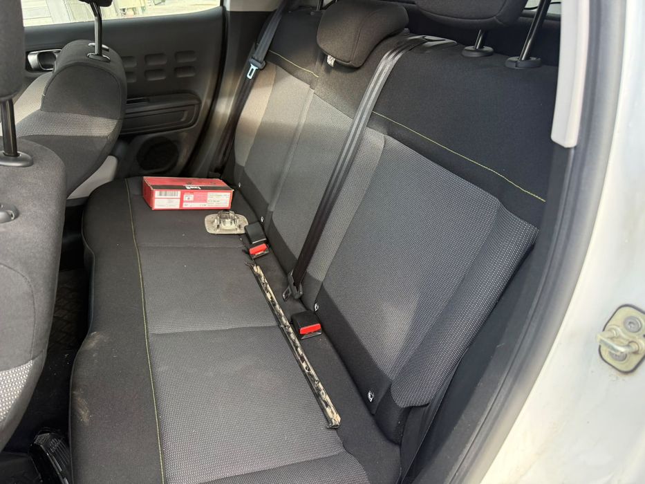 Dezmembrez Citroen c3 2018 ALB EWP 1.2 benzina HM05 volan stanga 100.000 km