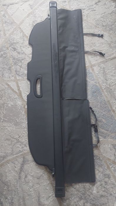 Продам шторку багажника на Prado 150 серая