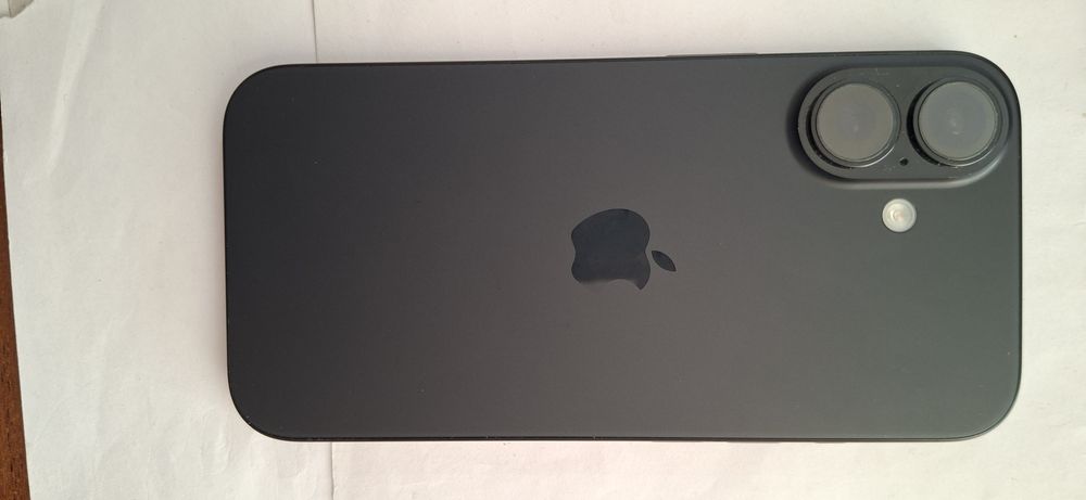 Продам или обмен  iphone 16 Акб 92