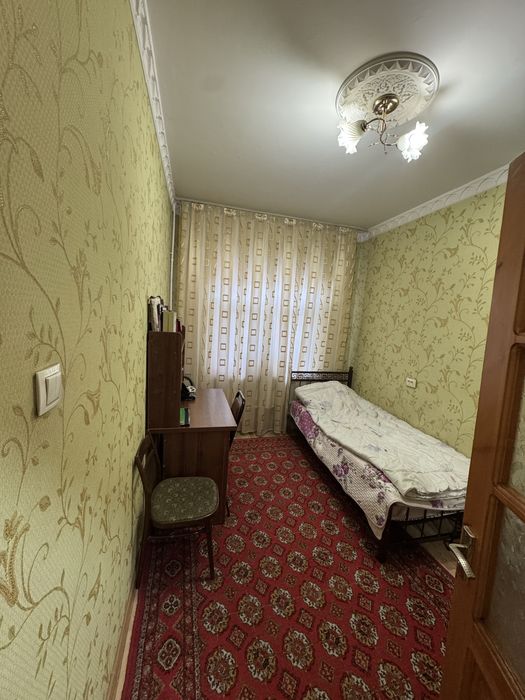 Чорсу, Гулобод, 3 хона, 2-этаж, Супер локация, мебель-техникалари била