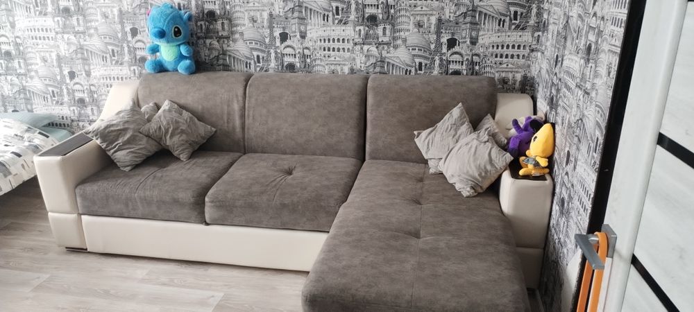 Продаётся угловой диван