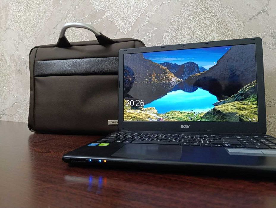 продам ноутбук acer aspire e1