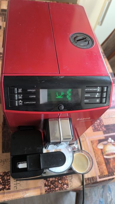 Saeco Minuto HD8763/09,Устройство за пяна, Керамична мелачка, Авт.почи