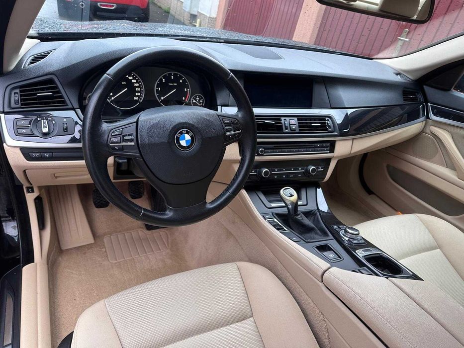 Vand autoturism BMW Seria 5