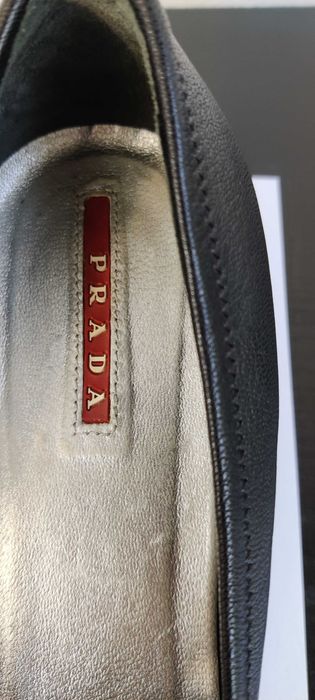 Pantofi PRADA originali marime 39,5 piele naturala toc mic stare excelenta