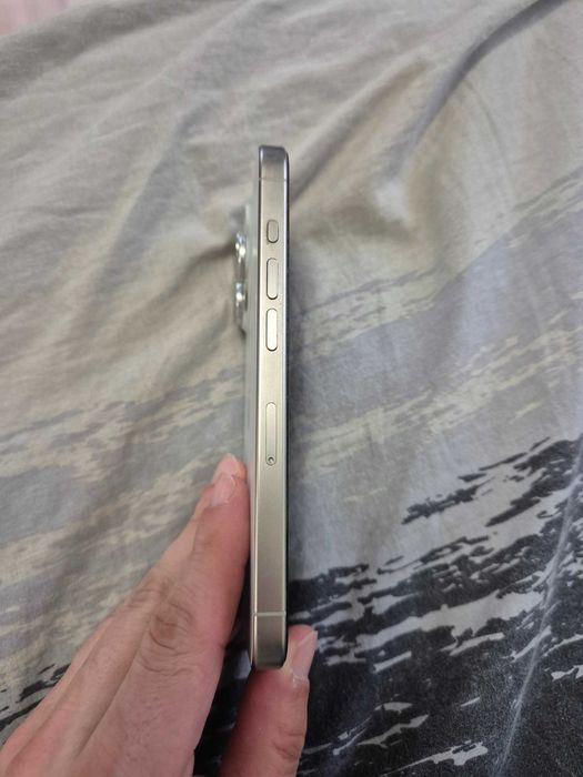 IPhone 15 pro 128 GB