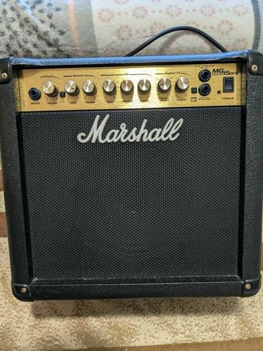 Aplificator chitara electrica Marshall MG15DFX