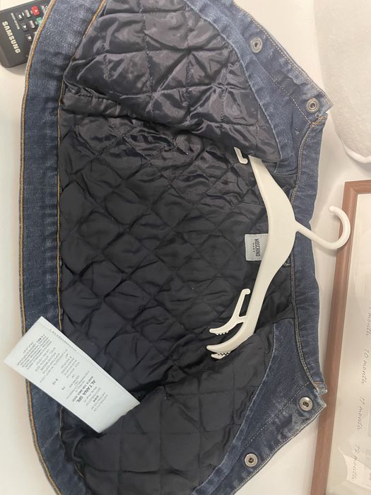 Бебешко Яке Moschino