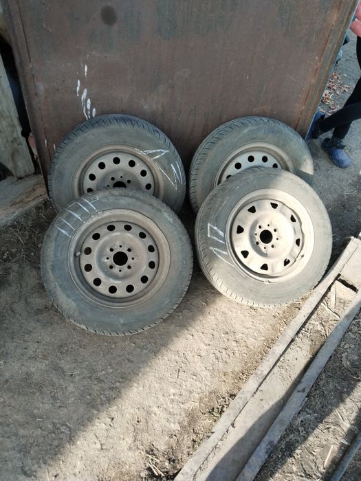 Резина на дисках