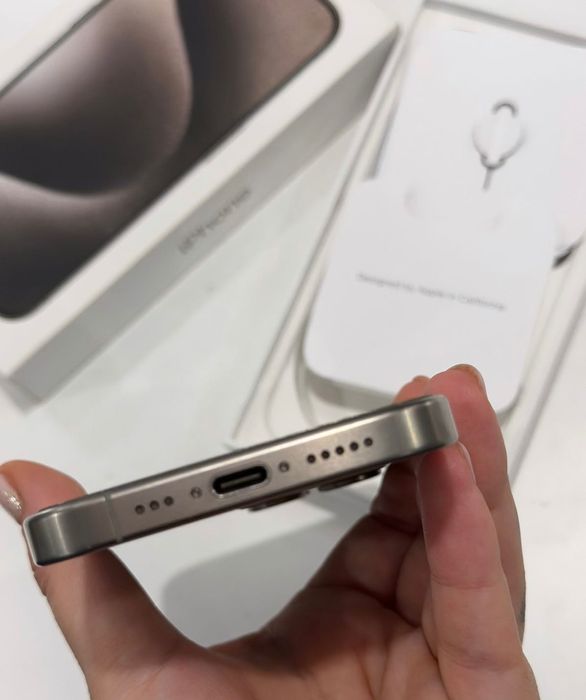 APPLE IPHONE 15 PRO 128GB natoral titanium