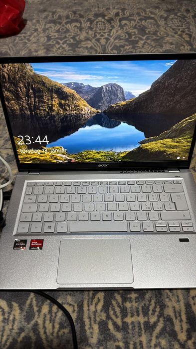 Laptop Acer shift 3 Ryzen 5 5500u