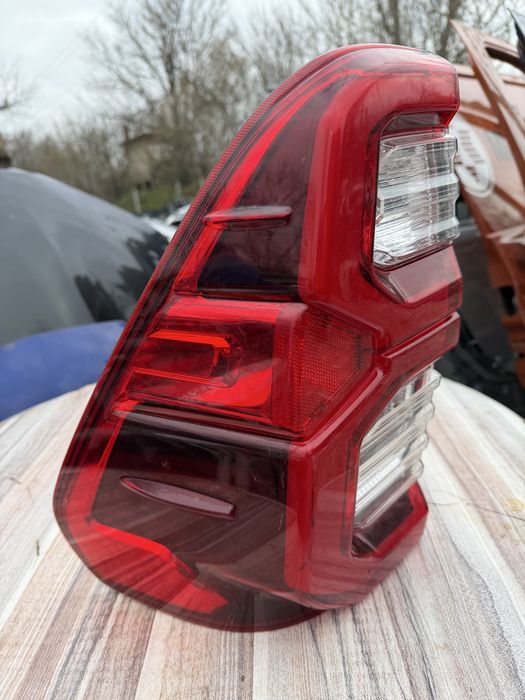 Стоп Toyota Hilux Revo  Led