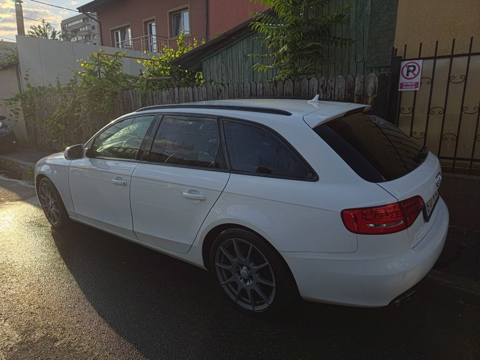 Vând AUDI A4 Break