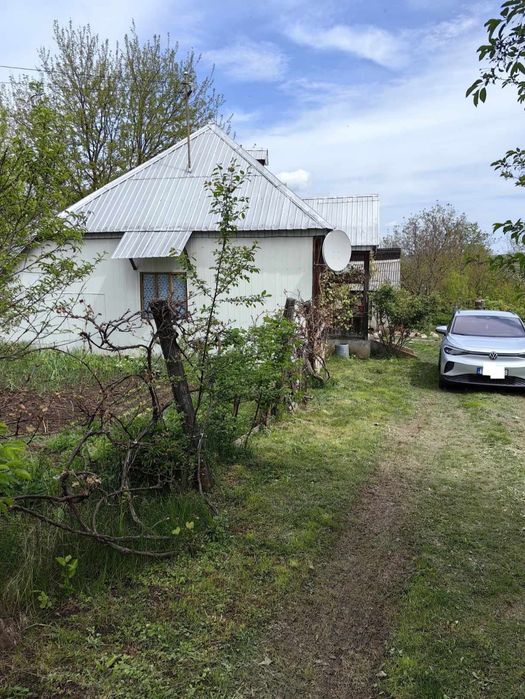 Casa cu teren generos