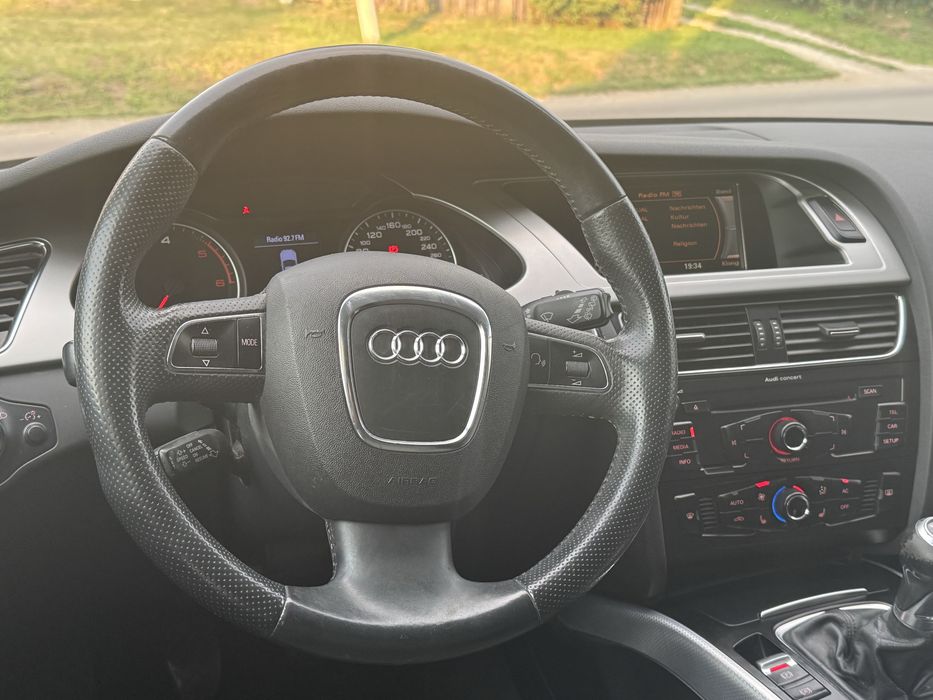 AUDI A4 Avant 2010 — imagine 4