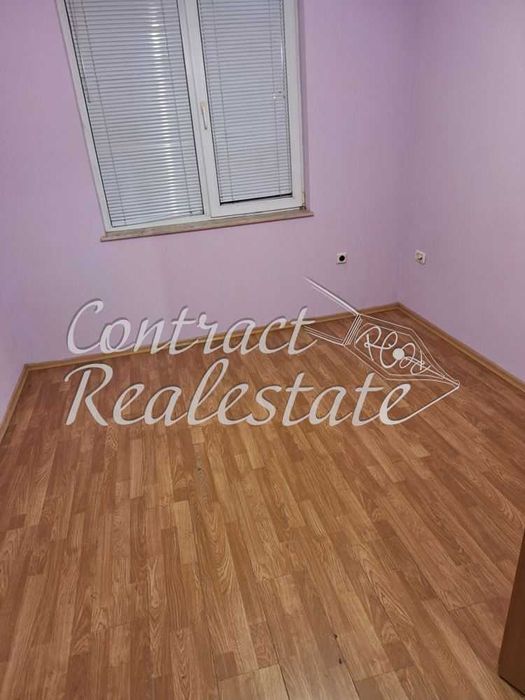 Двустаен Необзаведен Погребите !