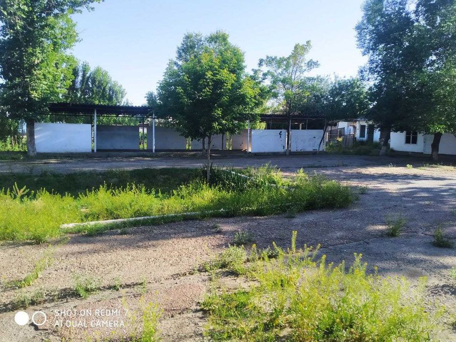 Мирзаободда 2 этаж 1100 КВ бино ва 28 сутик ери сотилади