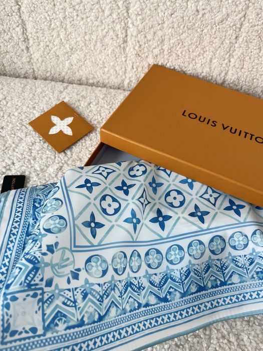 L дамски шал New Season