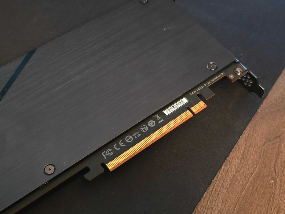 Gigabyte Aorus Gen 4