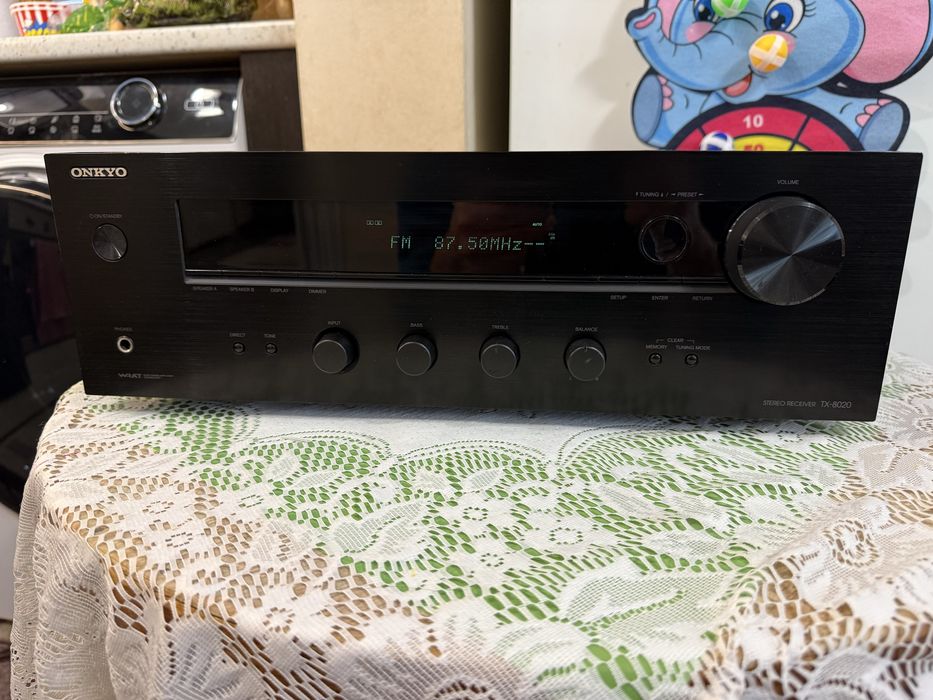 Onkyo TX-8020 Стерео ресивър , Optical