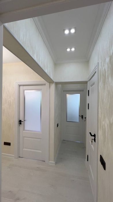 Пpoдаю 2х ком отдельный Bxoд 65м2 метро Миллий Бог Ош Маpkaz