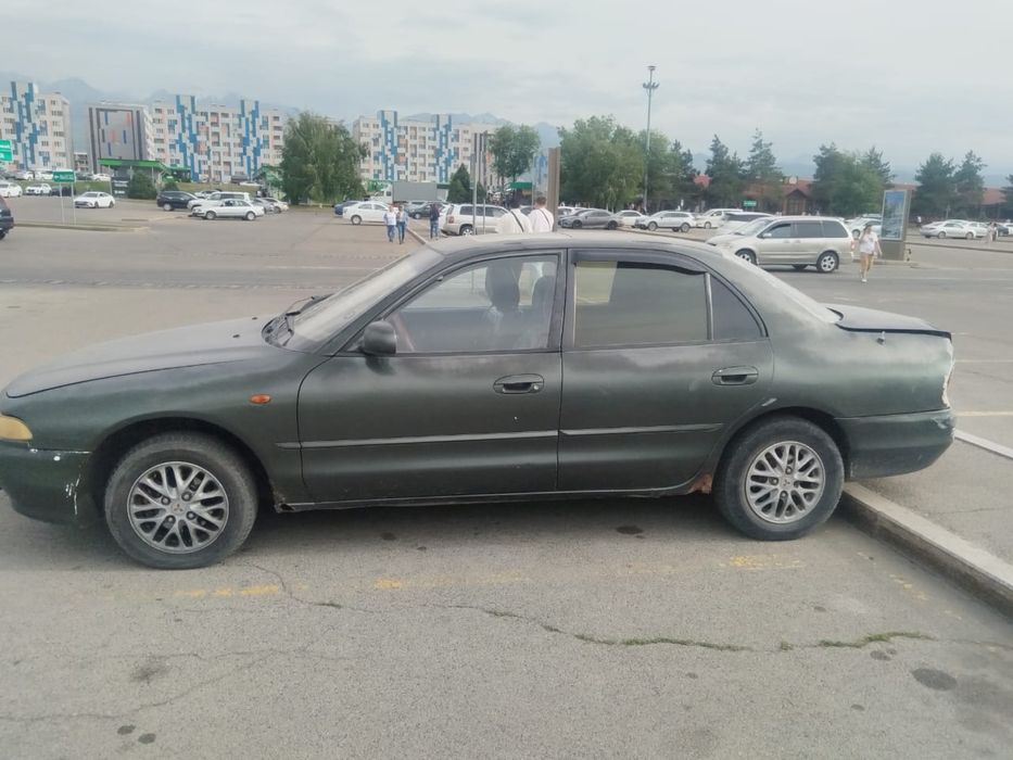 Митсубиси галант