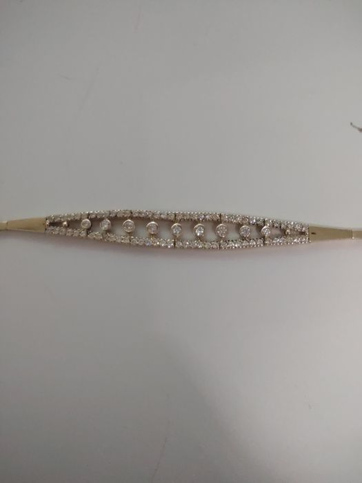 Bratara aur 14k (efn)