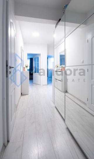 Тристаен апартамент под наем в  кв.  Лагера