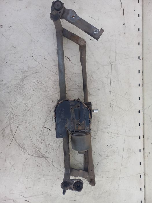 Механизъм чистачки Vw Golf 5