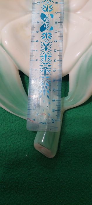 Продаю Вазочки совпласт по 10000сум