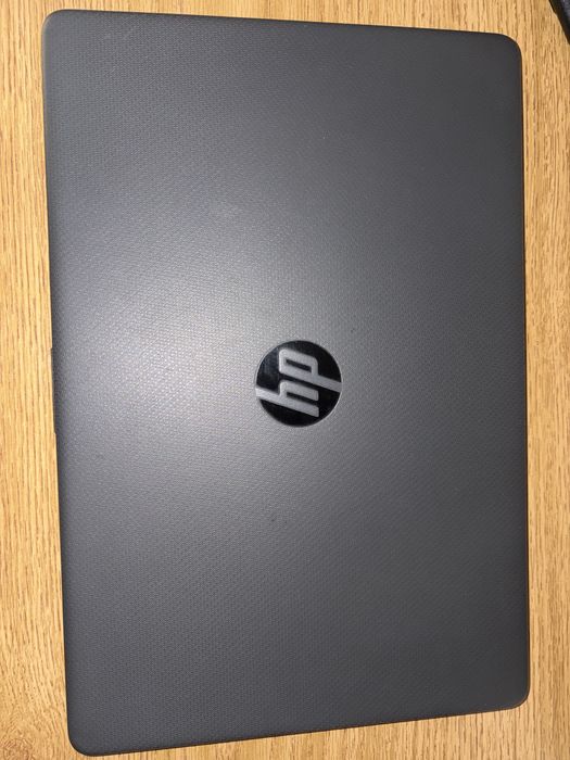 Laptop hp 15s-eq1000nq