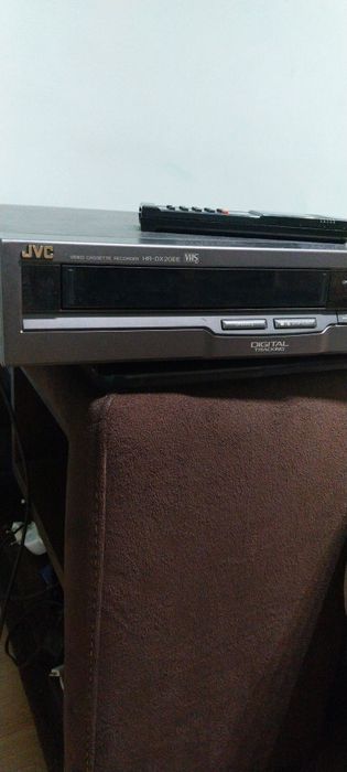 Видеоплеър JVC-HR-DX-20EE