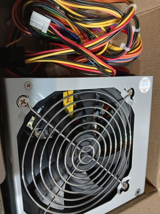 Блок питания HuntKey CP-400H