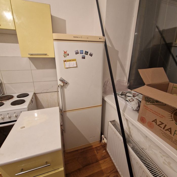 Срочно продам холодильник