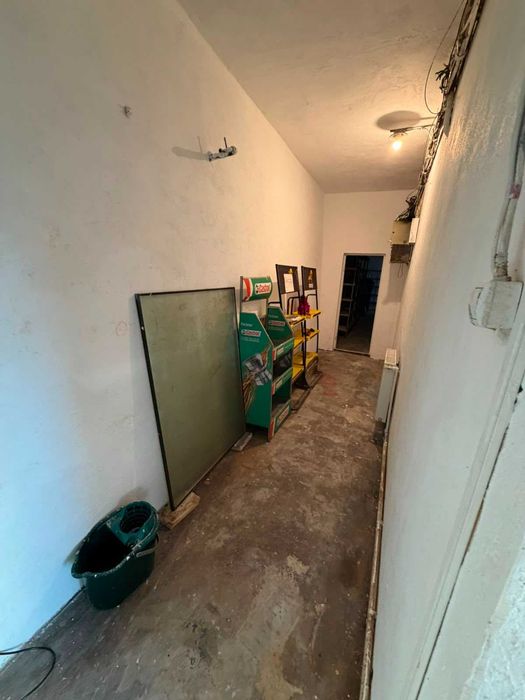 Spațiu comercial de închiriat – Hunedoara, zona OM