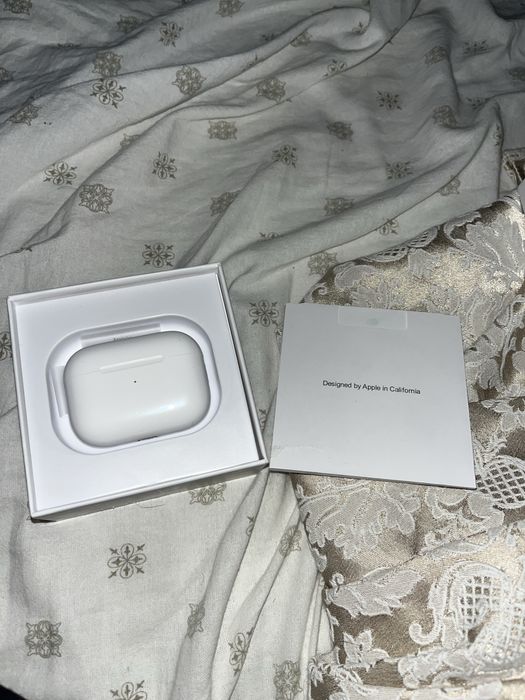 Casti AirPods Pro 2 originale[USB-C] folosite putin!!livrare rapida