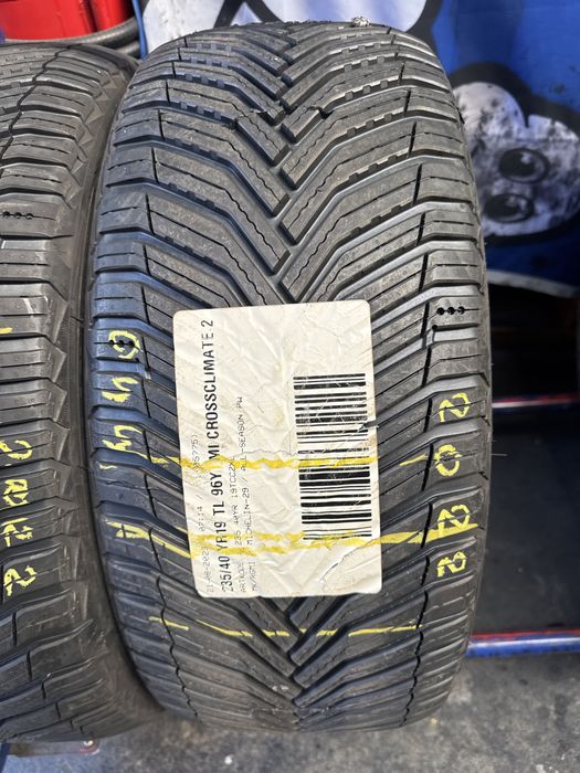 235/40/19 Michelin 96Y