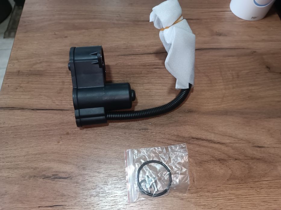 Motoras nou frana de mana Audi A8 D3 de la 2004 la 2010