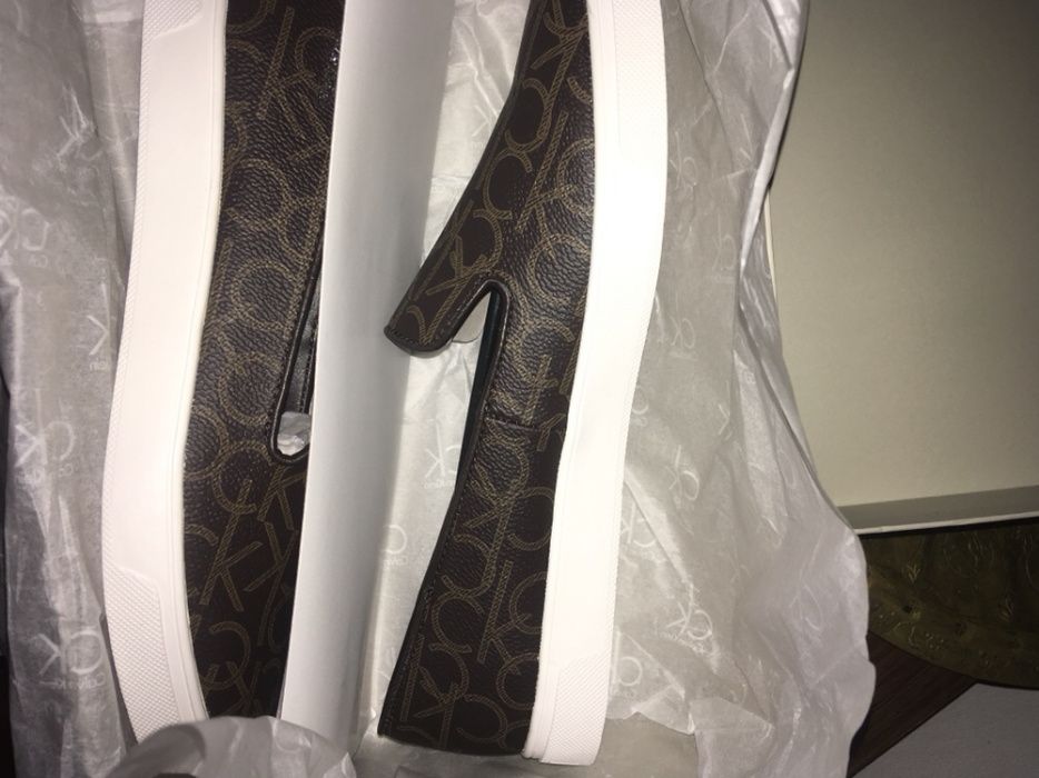 Pantofi slip-on Calvin Klein, absolut noi, in ambalajul original