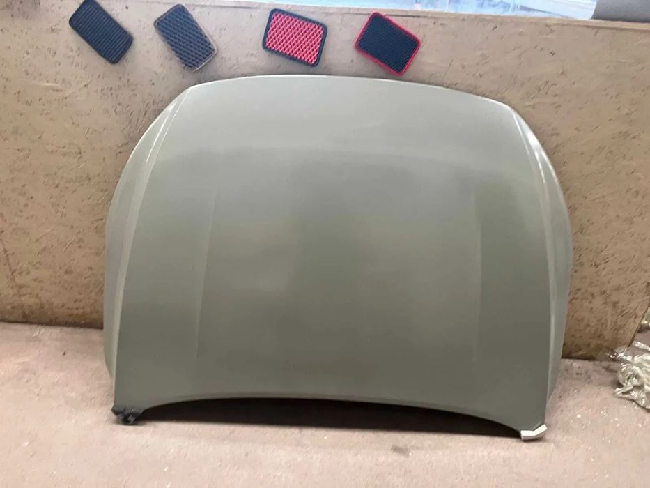 Geely Emgrand капот