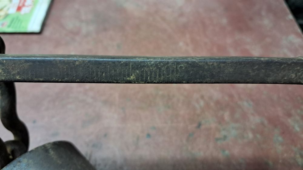 Стар кантар 100г.