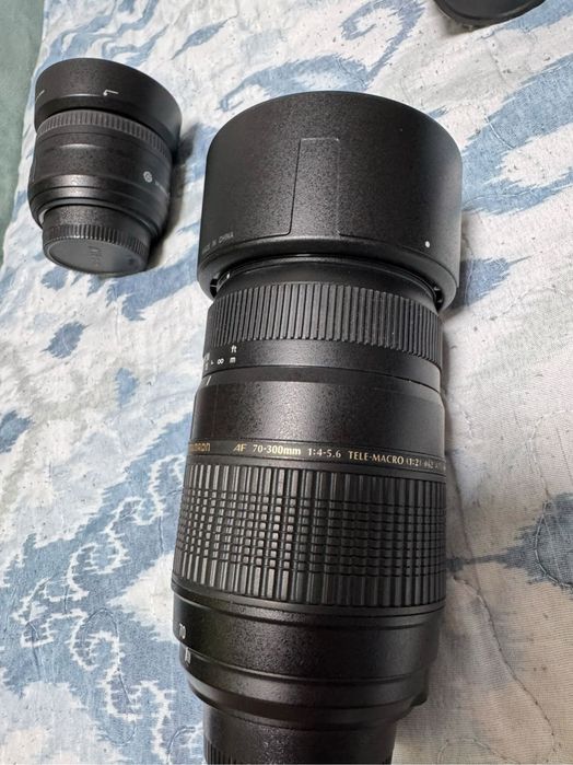 Nikon 750d………………
