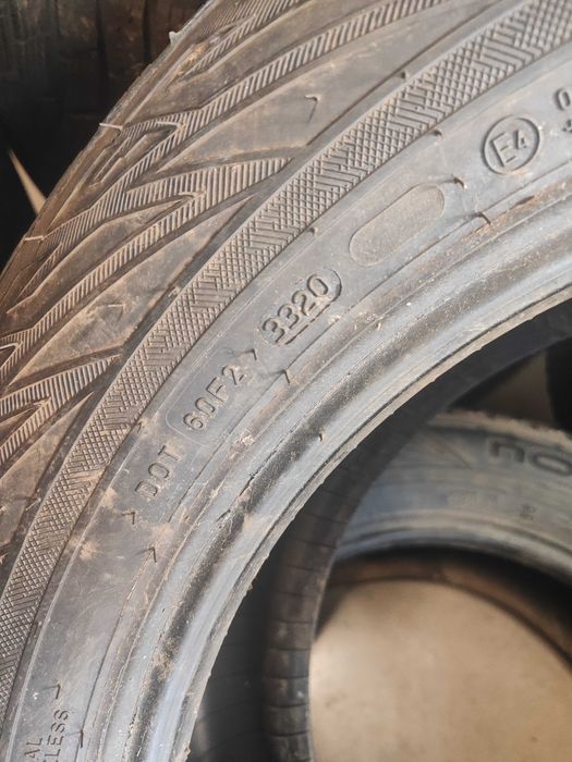 2бр.зимни гуми 225/60/17 Nokian