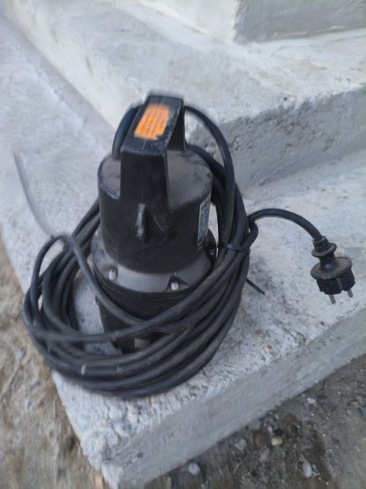 Vind pompa de apa electrica 220v 0,25KW   1,35 A