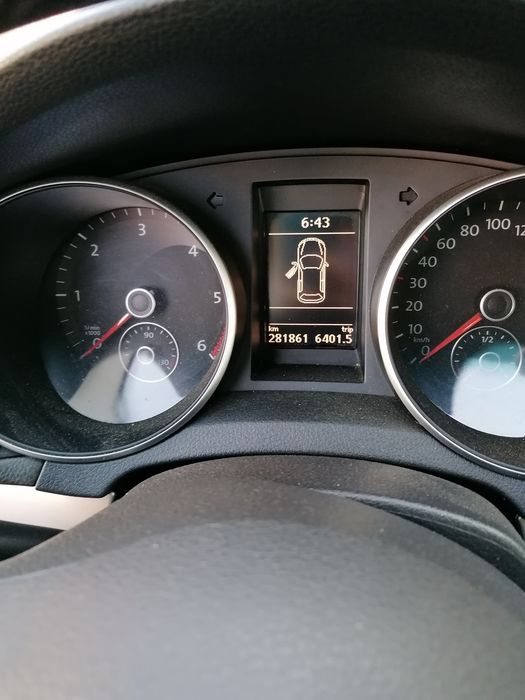 Volkswagen Golf 6 – 1.6 TDI, 105 CP – An 2012