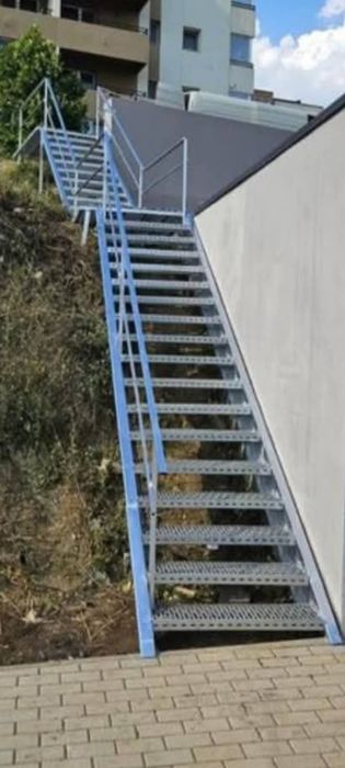 Scări zincate galvanizate