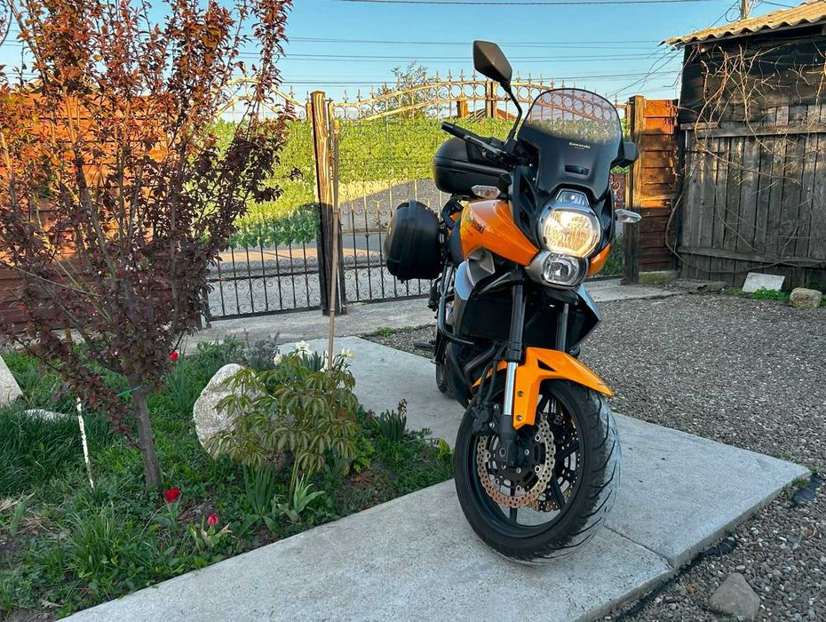 Vând Kawasaki Versys 650, 2010 - Complet echipata | Pret de iarna