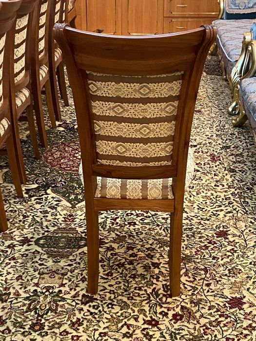 Stol stul komplekt sotiladi 16 kishilik