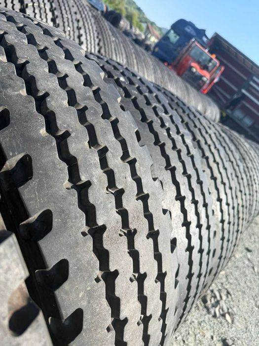 Anvelope 10.00r20 Pirelli pt remorca Second-Hand Radiale cu camera si guler